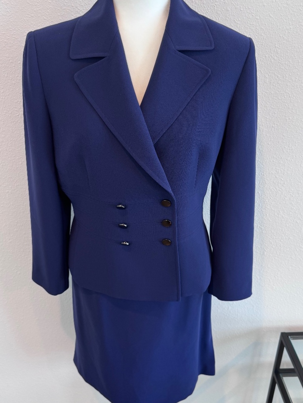 TAHARI ASL Women’s Royal Blue  Blazer & Skirt Suit Set Size 10P